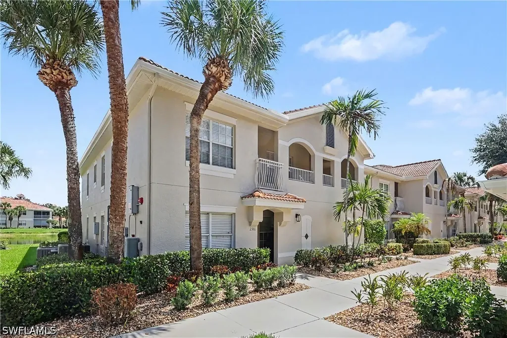 Naples FL, 3031 Horizon Lane, Unit 2303