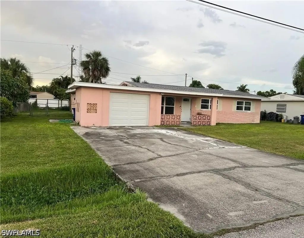 160 Brooks Road North Fort Myers FL 33917