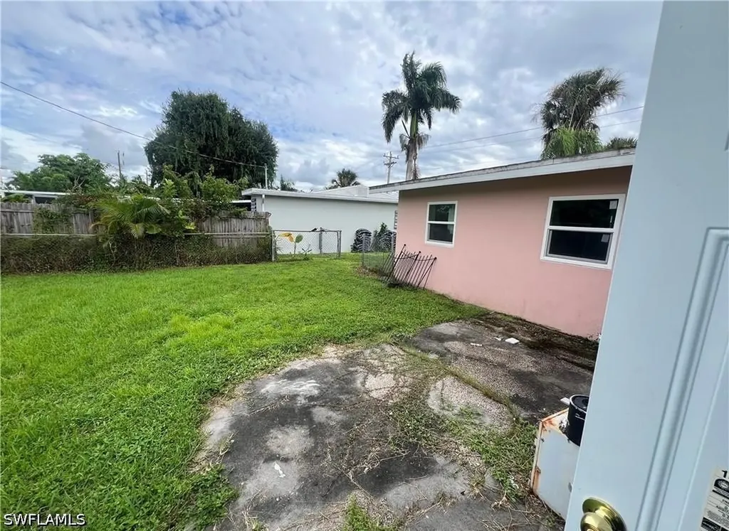 160 Brooks Road North Fort Myers FL 33917
