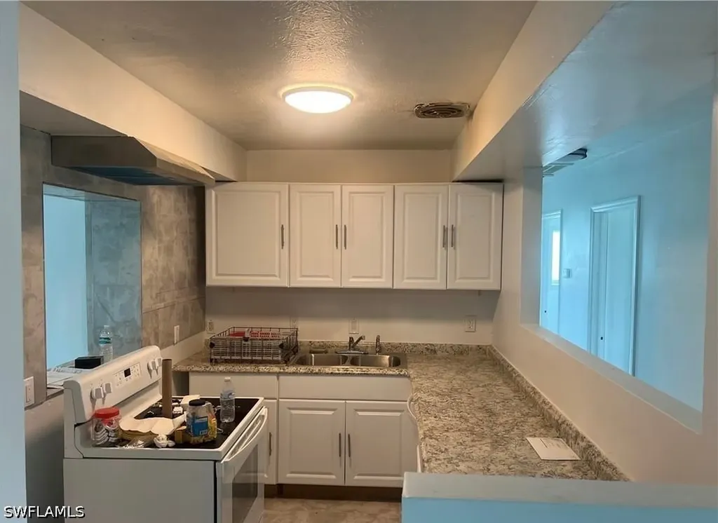 160 Brooks Road North Fort Myers FL 33917