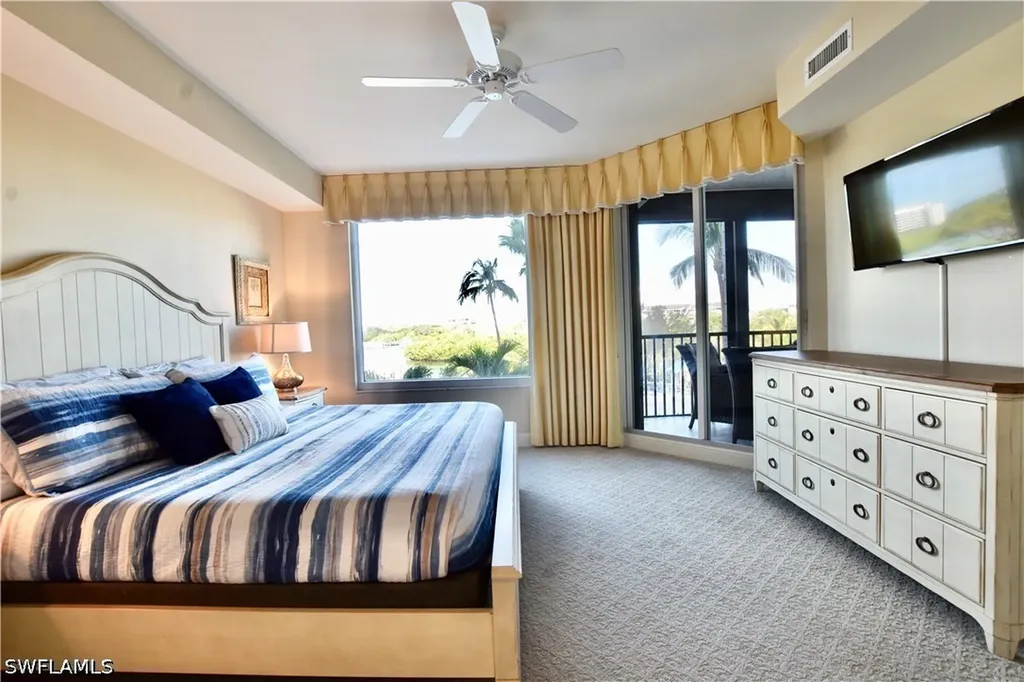 430 Cove Tower Drive Naples FL 34110