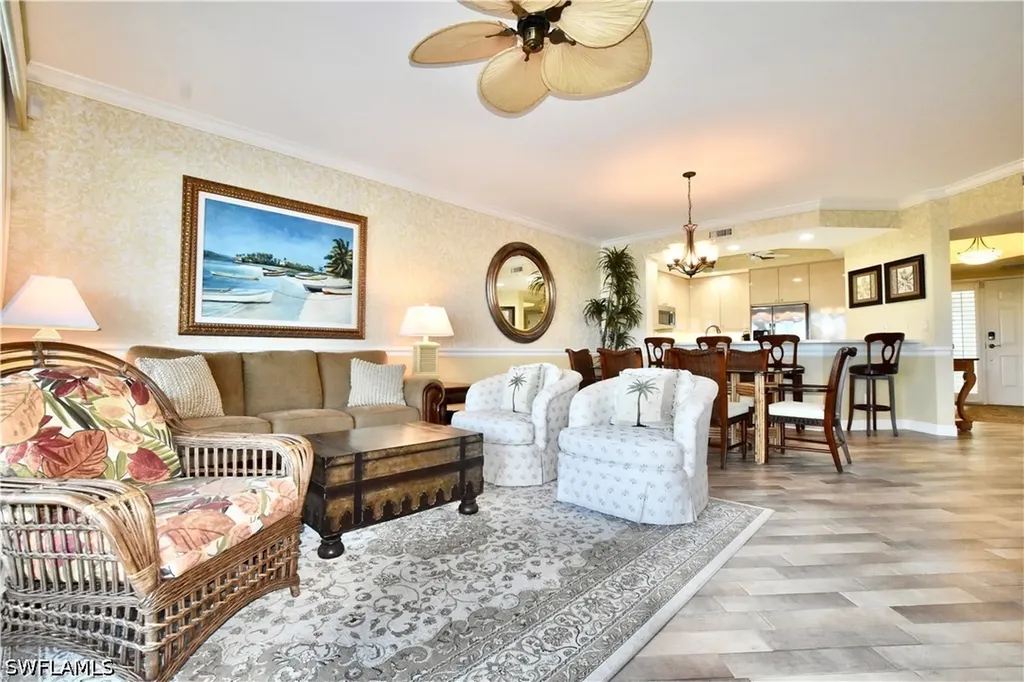 430 Cove Tower Drive Naples FL 34110