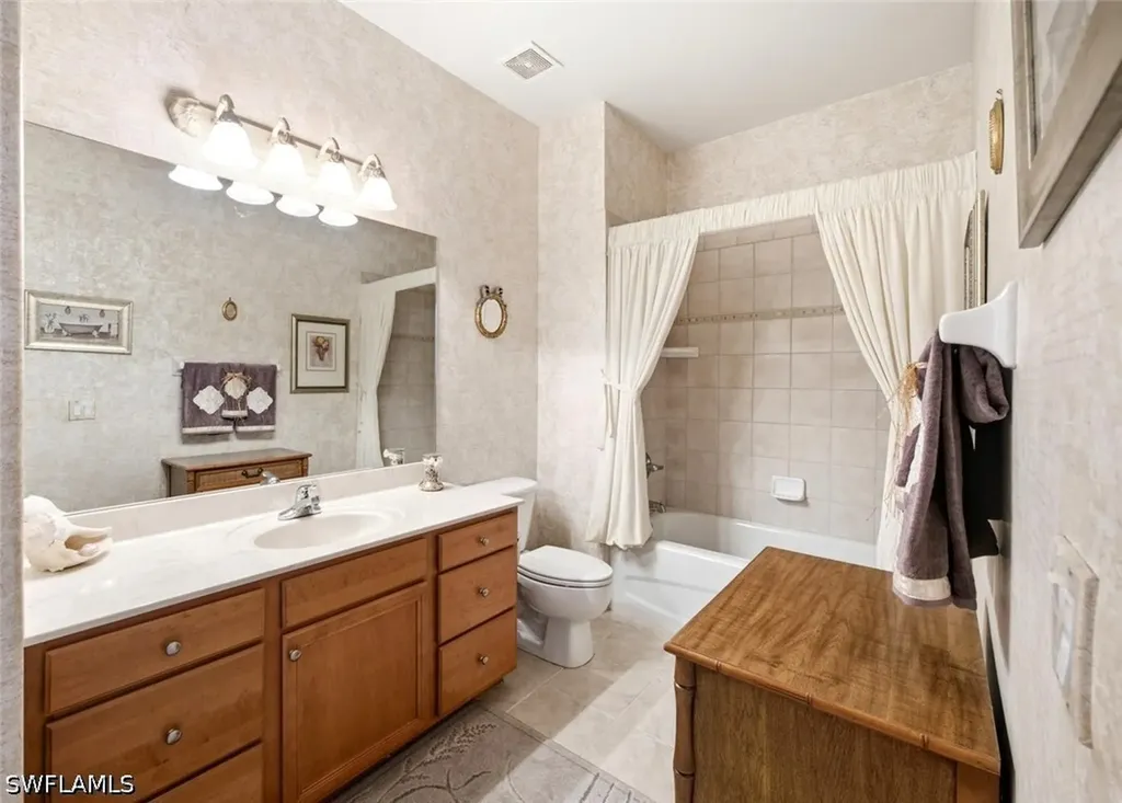 4825 Shinnecock Hills Court Naples FL 34112