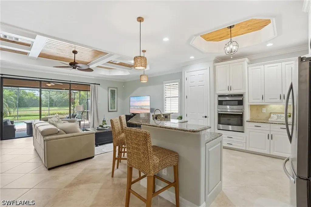 3054 Aviamar Circle Naples FL 34114