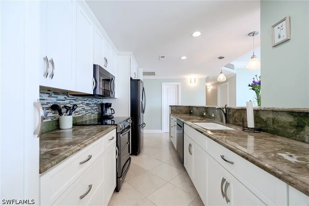 4001 Gulf Shore Boulevard N Naples FL 34103