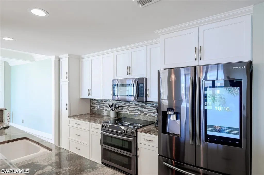 4001 Gulf Shore Boulevard N Naples FL 34103