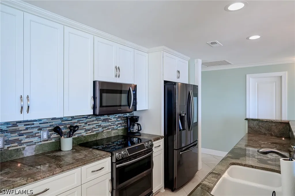 4001 Gulf Shore Boulevard N Naples FL 34103