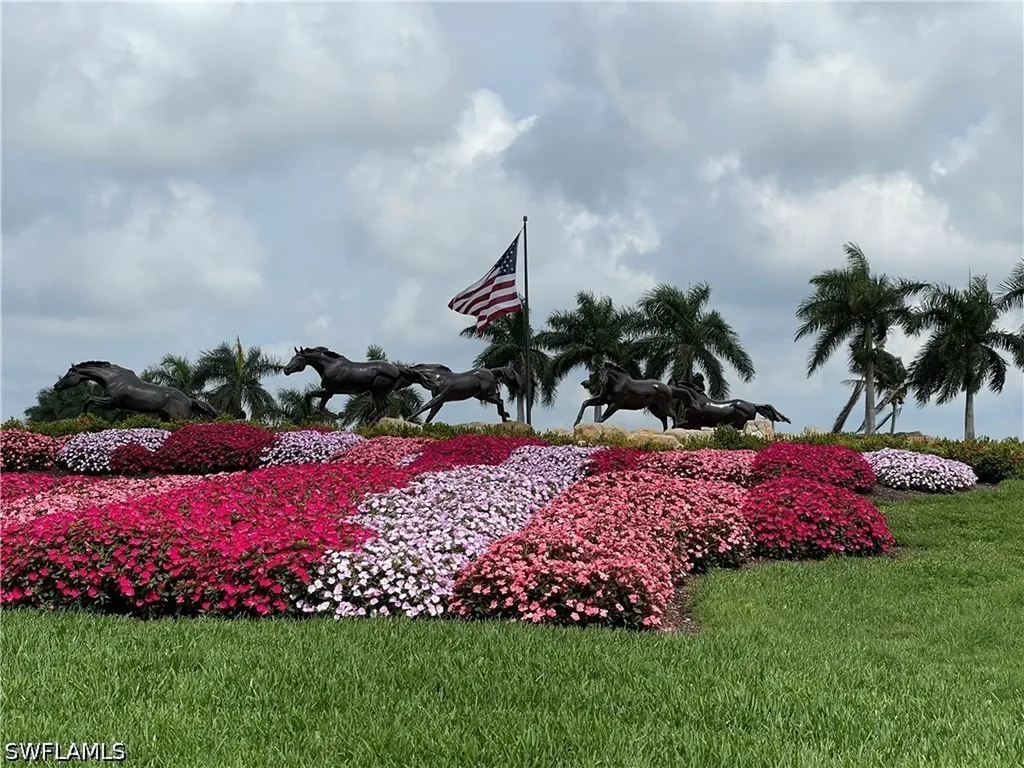 9009 Michael Circle Naples FL 34113