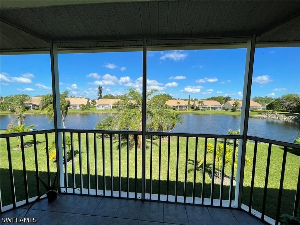 9009 Michael Circle Naples FL 34113