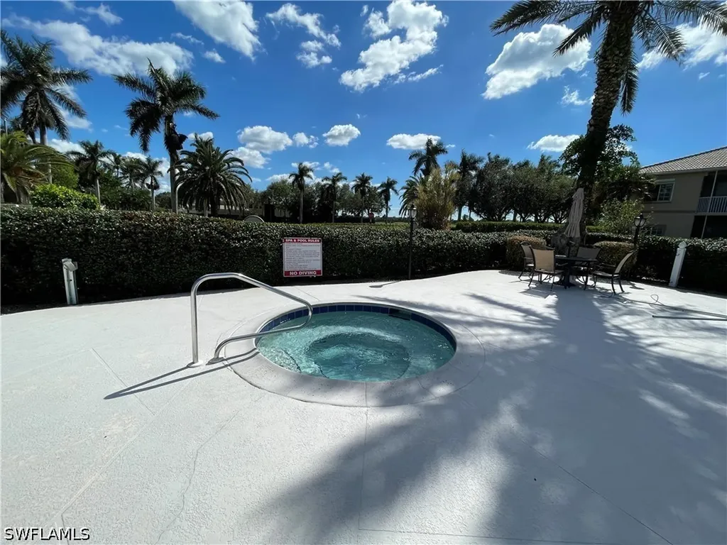 9009 Michael Circle Naples FL 34113