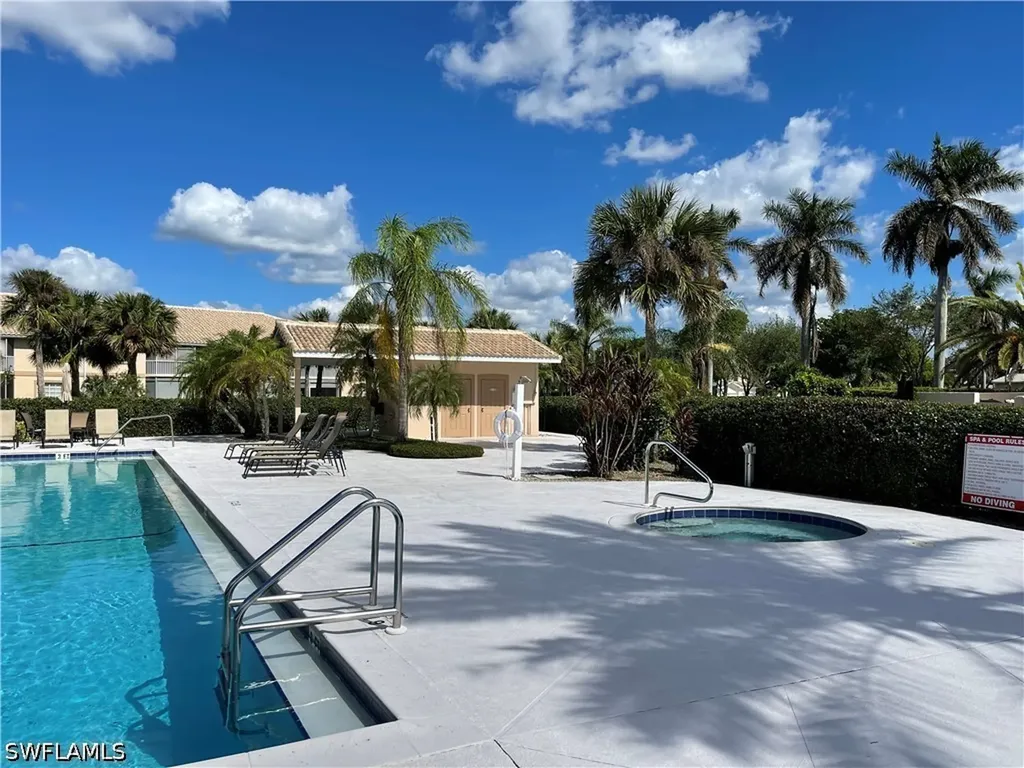 9009 Michael Circle Naples FL 34113