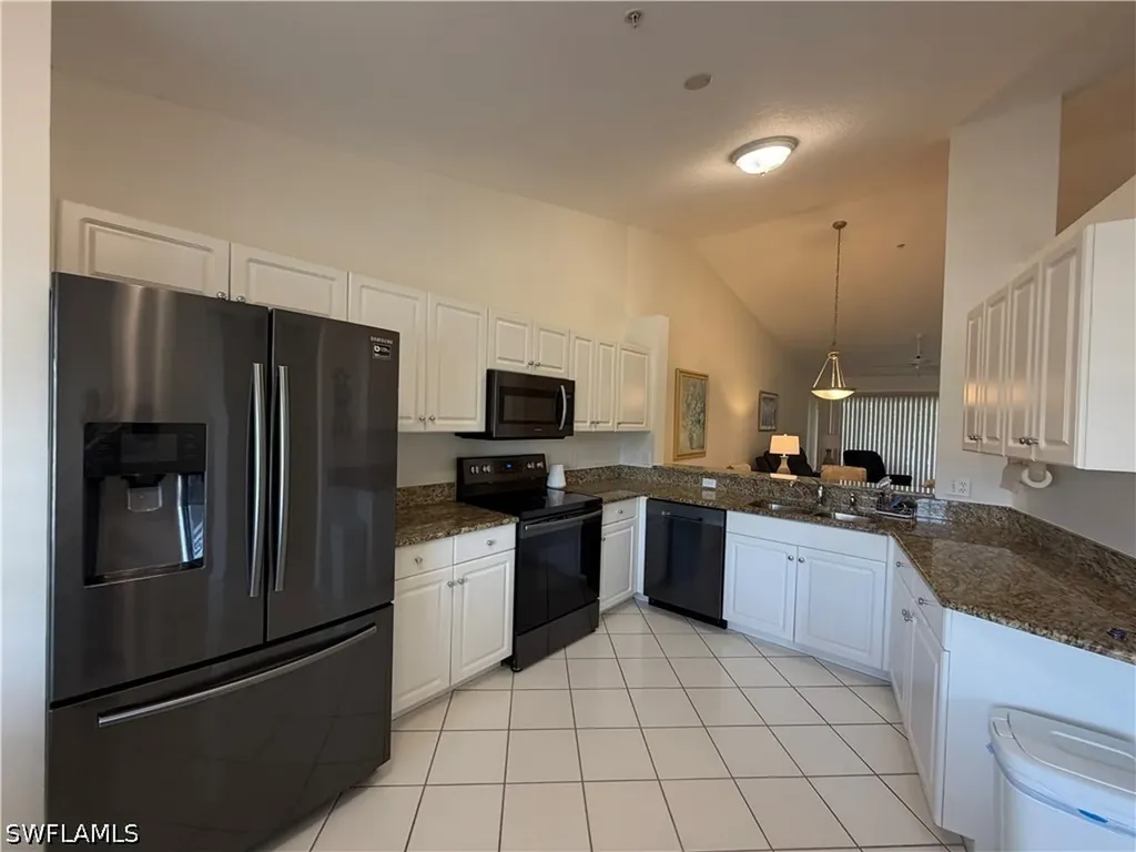9009 Michael Circle Naples FL 34113