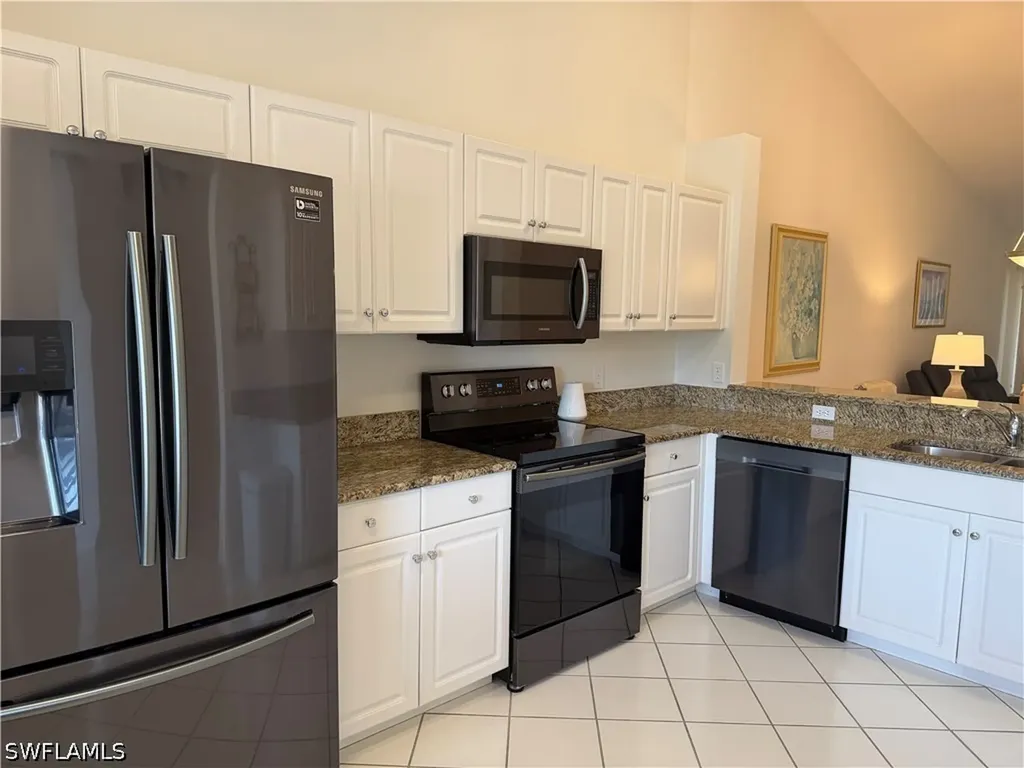 9009 Michael Circle Naples FL 34113