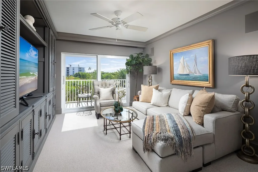 1285 Gulf Shore Boulevard N Naples FL 34102