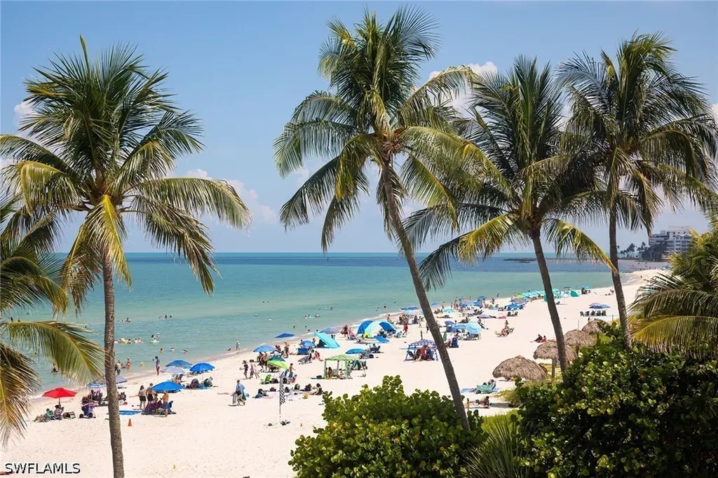1285 Gulf Shore Boulevard N Naples FL 34102