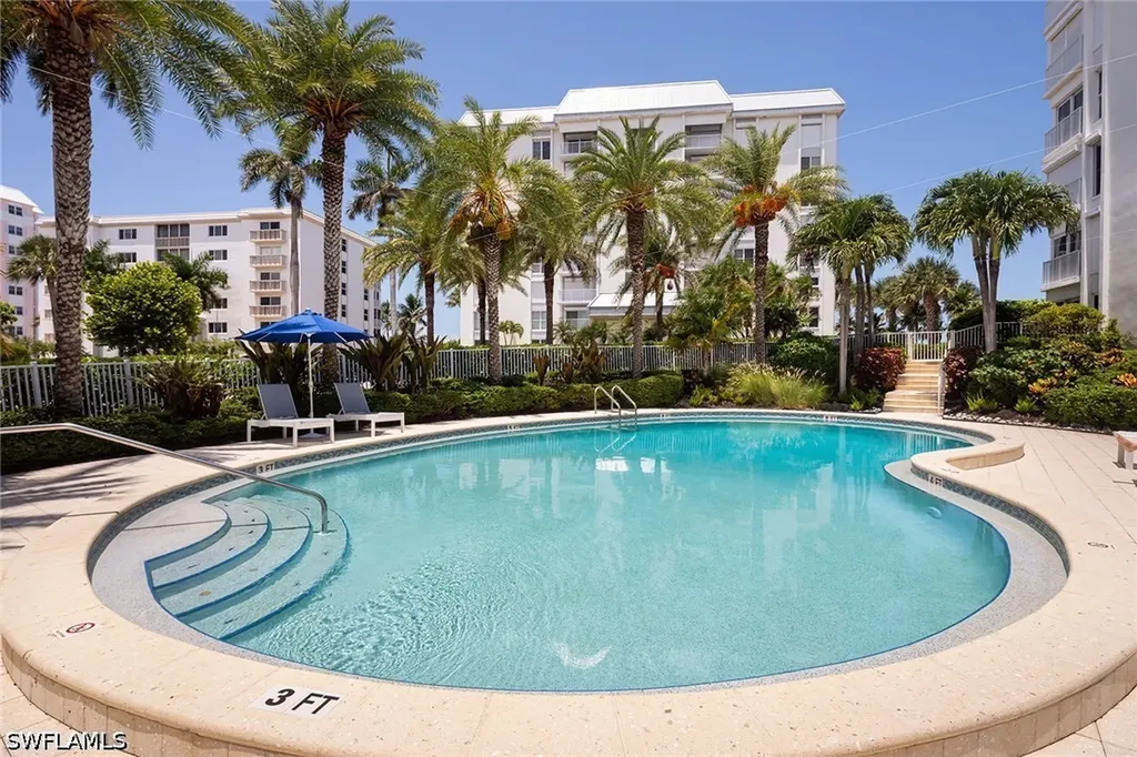 1285 Gulf Shore Boulevard N Naples FL 34102