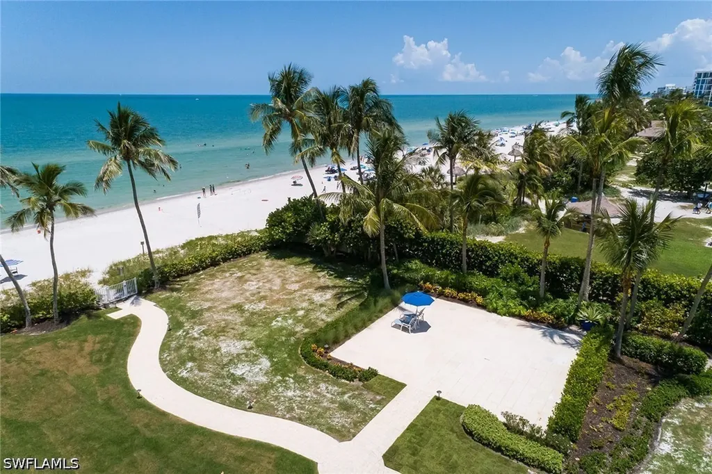 1285 Gulf Shore Boulevard N Naples FL 34102