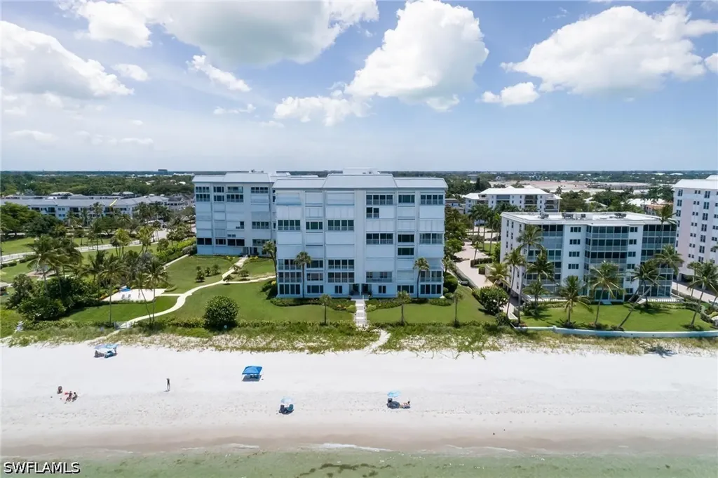 1285 Gulf Shore Boulevard N Naples FL 34102