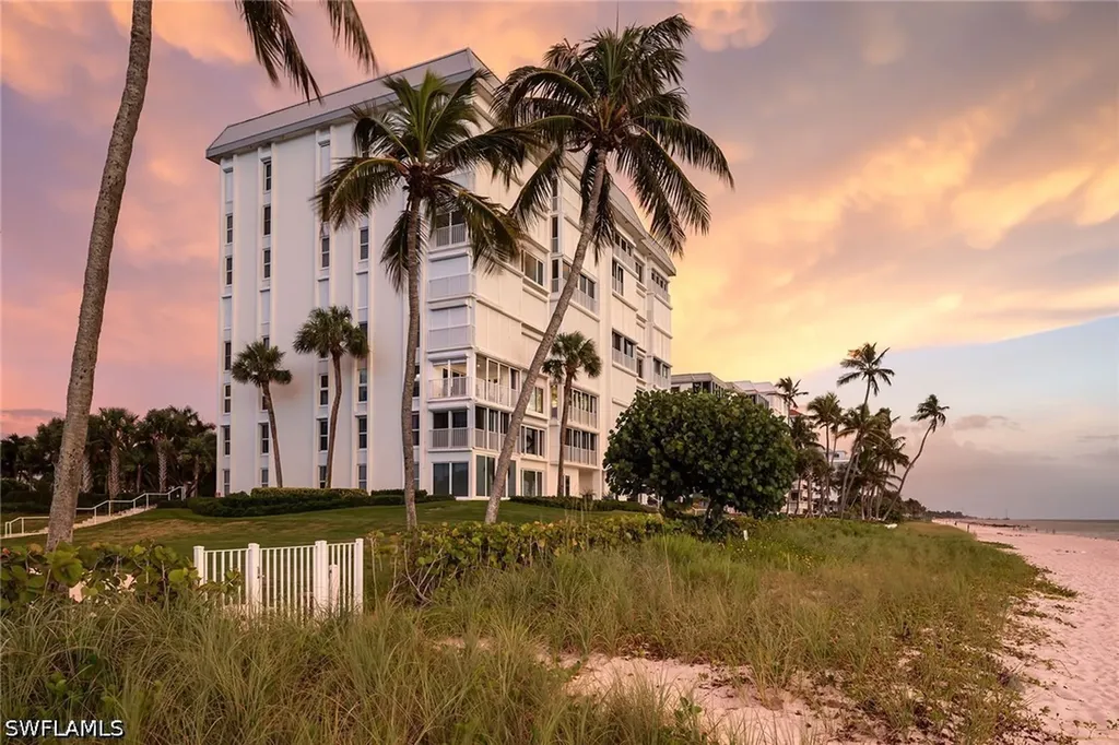 1285 Gulf Shore Boulevard N Naples FL 34102