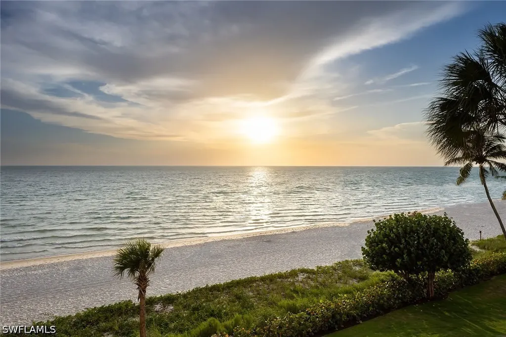 1285 Gulf Shore Boulevard N Naples FL 34102