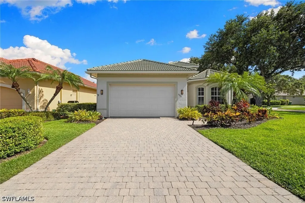 4208 Hampton Lane Naples FL 34119