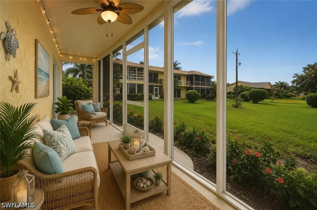 379 Palm Drive Naples FL 34112