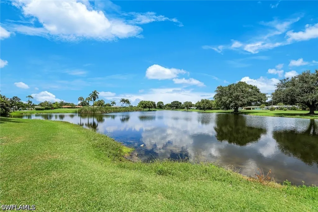 4333 Beechwood Lake Drive Naples FL 34112
