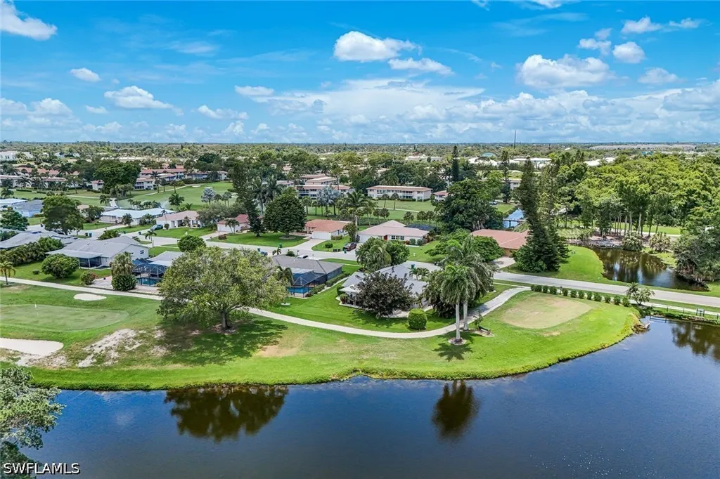 4333 Beechwood Lake Drive Naples FL 34112
