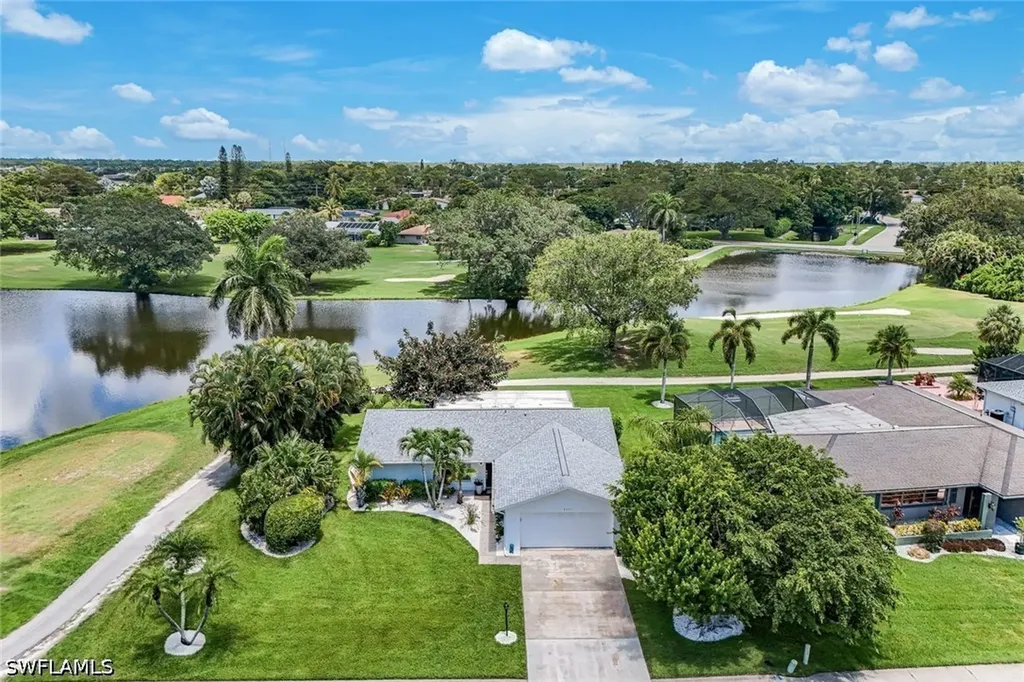 4333 Beechwood Lake Drive Naples FL 34112