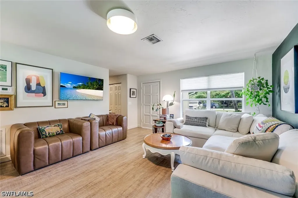 4333 Beechwood Lake Drive Naples FL 34112