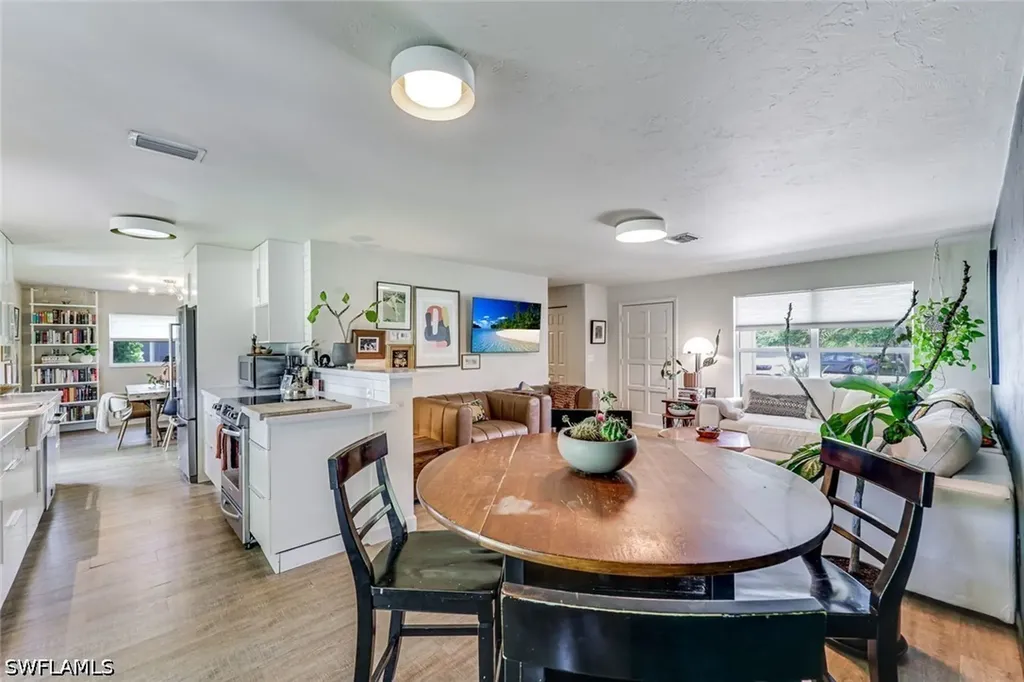 4333 Beechwood Lake Drive Naples FL 34112