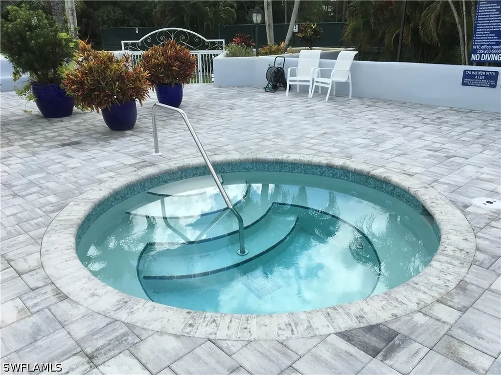 3321 Olympic Drive Naples FL 34105