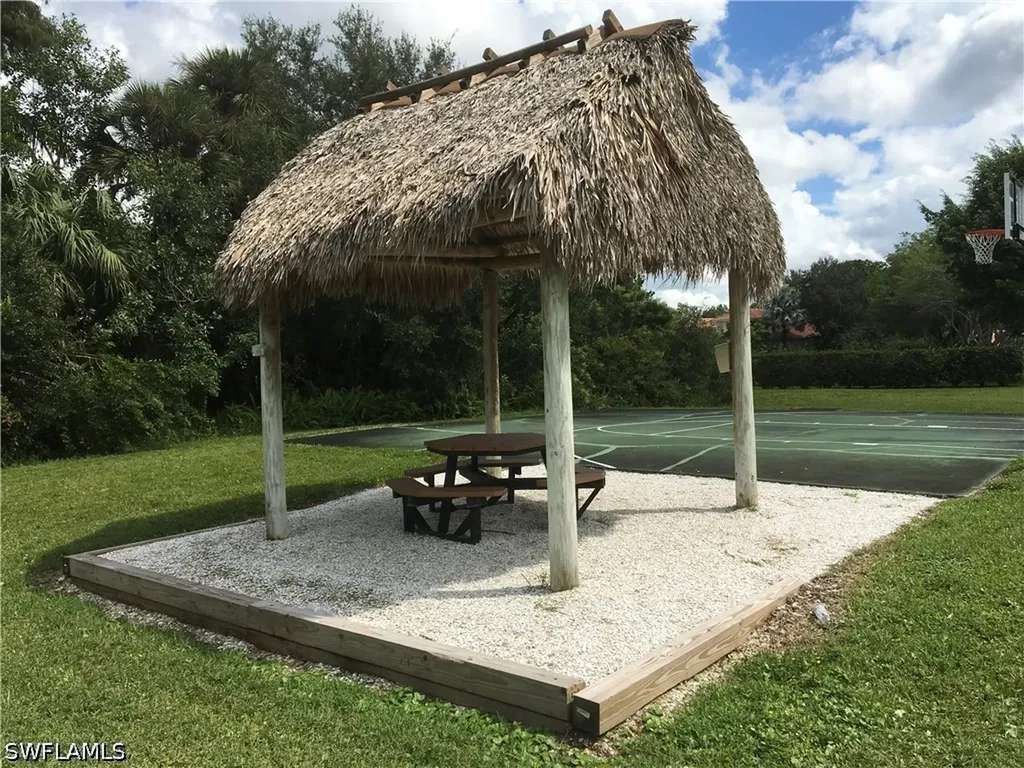 3321 Olympic Drive Naples FL 34105