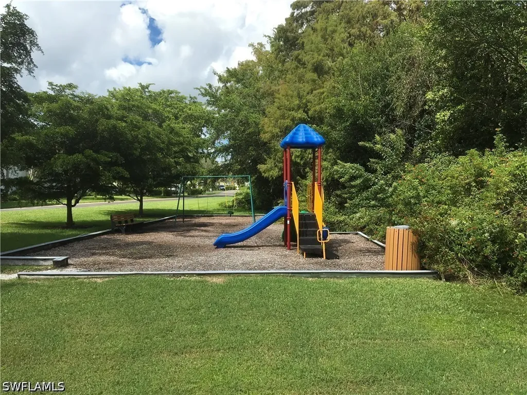 3321 Olympic Drive Naples FL 34105