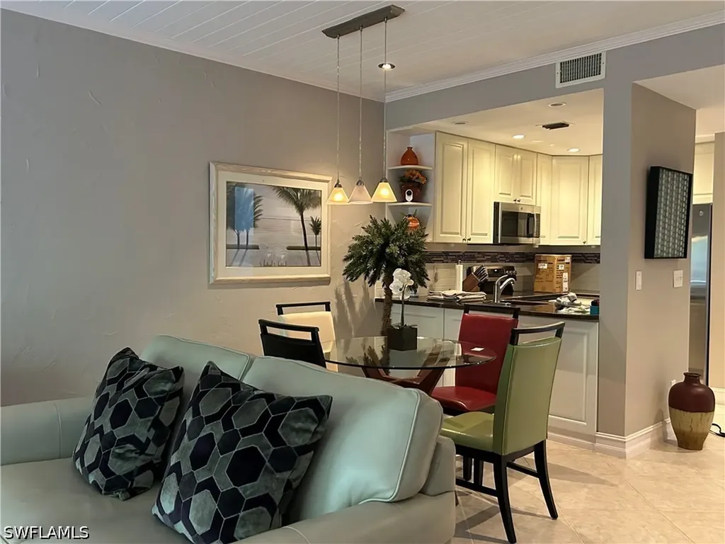 3321 Olympic Drive Naples FL 34105