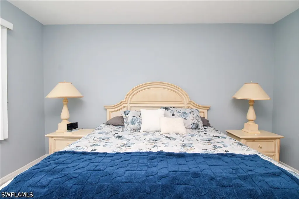 5964 Sand Wedge Lane Naples FL 34110