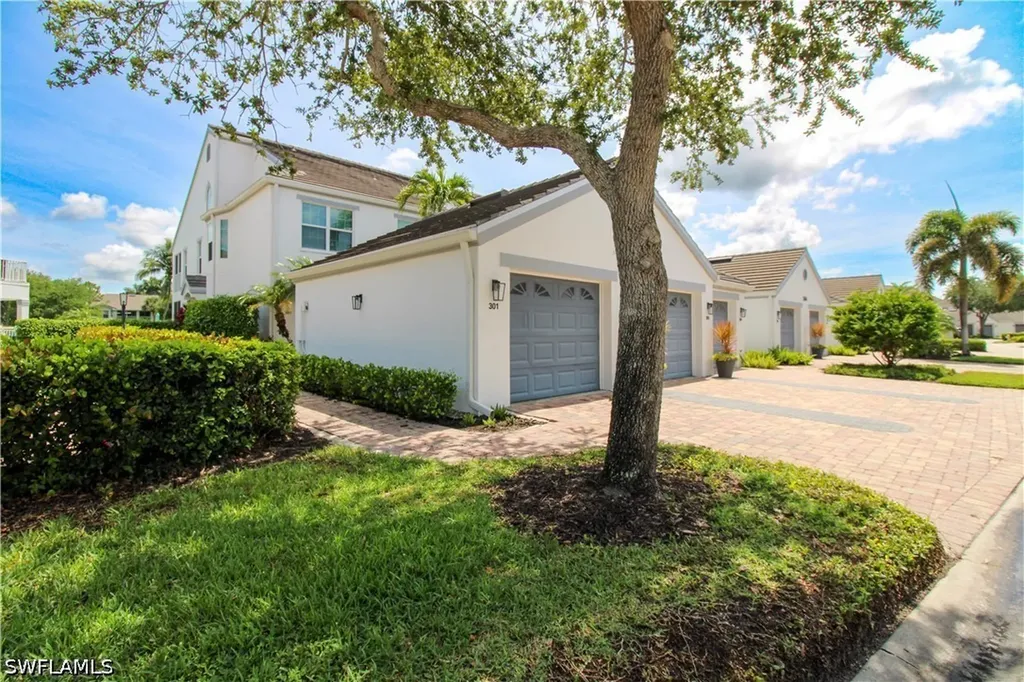 5964 Sand Wedge Lane Naples FL 34110