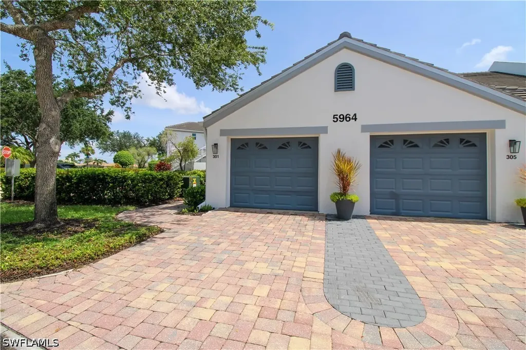 5964 Sand Wedge Lane Naples FL 34110