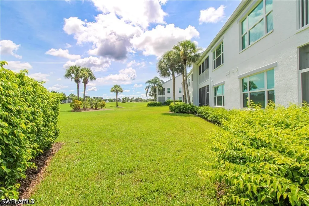 5964 Sand Wedge Lane Naples FL 34110