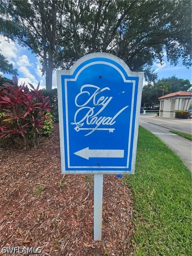 8284 Key Royal Circle Naples FL 34119