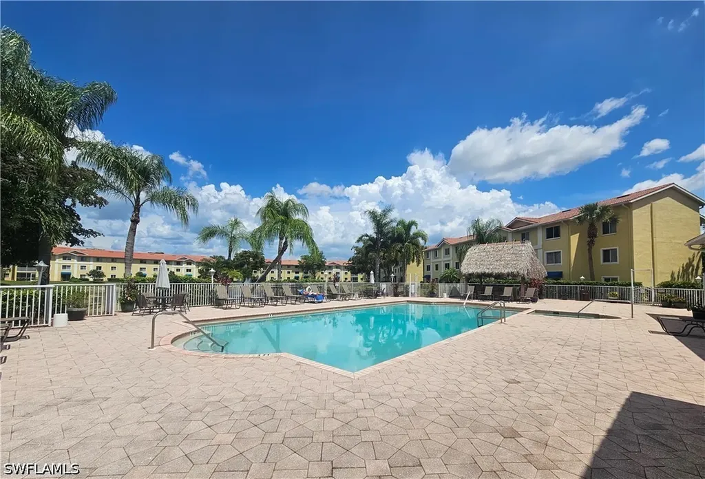 8284 Key Royal Circle Naples FL 34119
