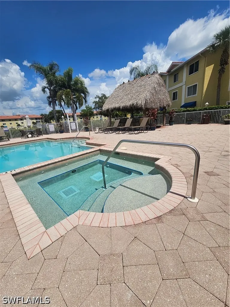 8284 Key Royal Circle Naples FL 34119