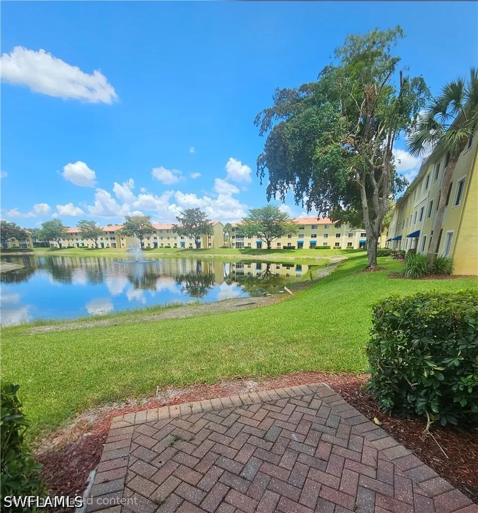 8284 Key Royal Circle Naples FL 34119