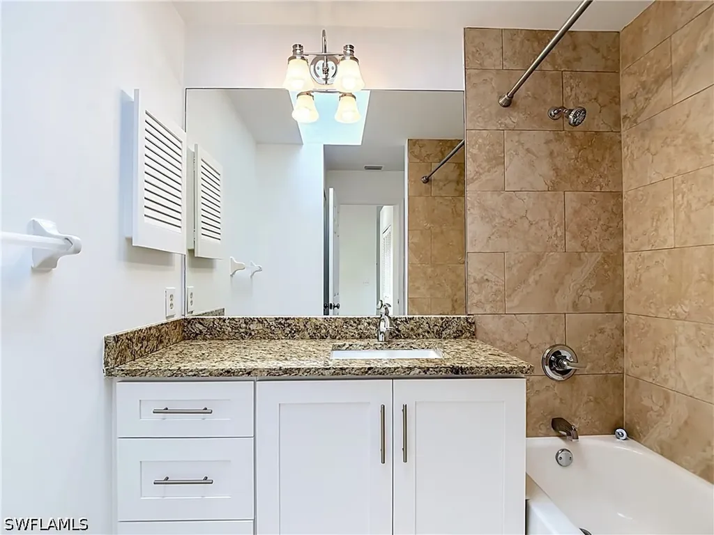 56 Grey Wing Point Naples FL 34113