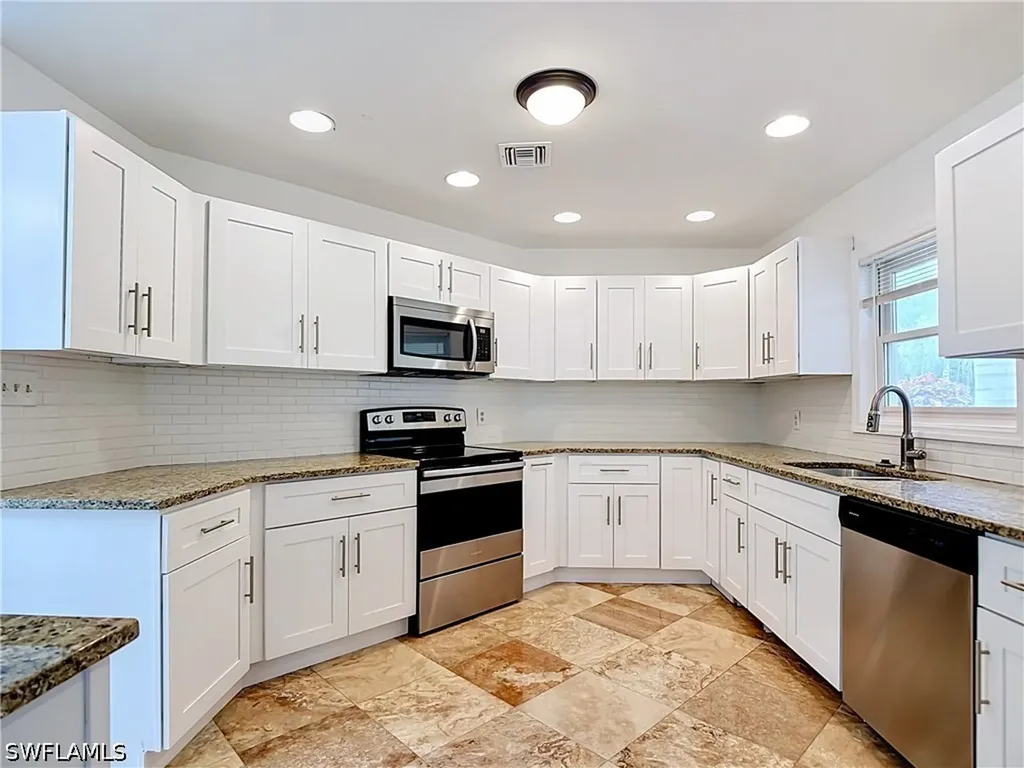 56 Grey Wing Point Naples FL 34113