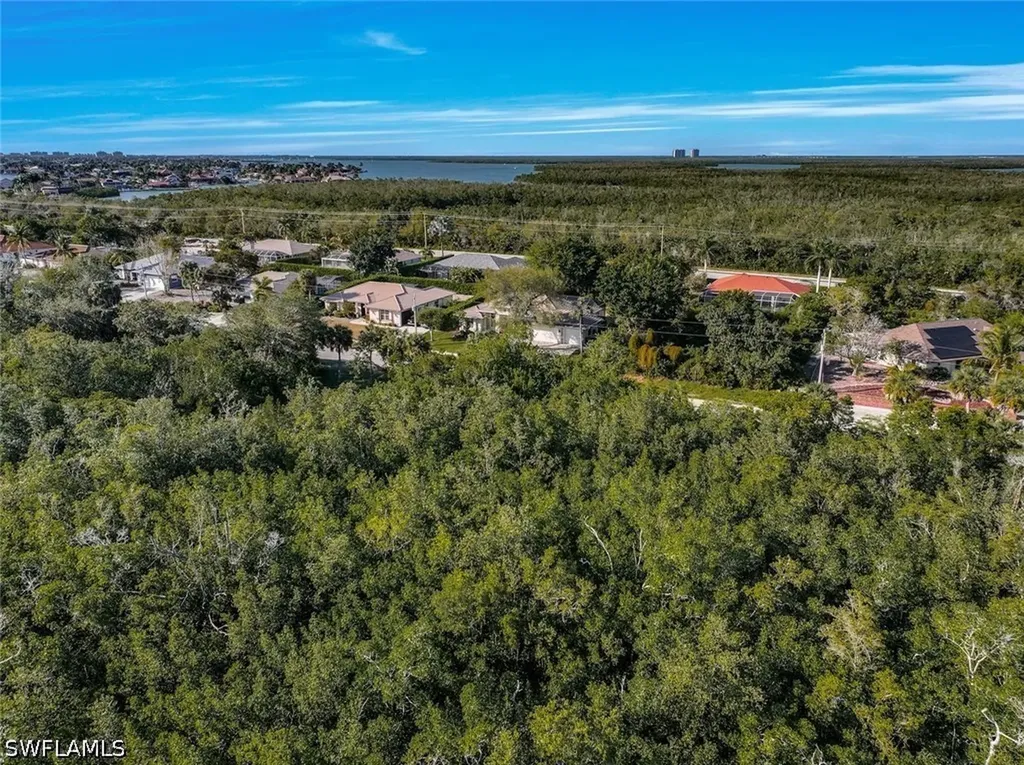 2031 Sheffield Avenue Marco Island FL 34145