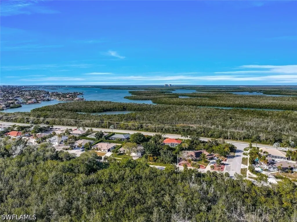 2031 Sheffield Avenue Marco Island FL 34145