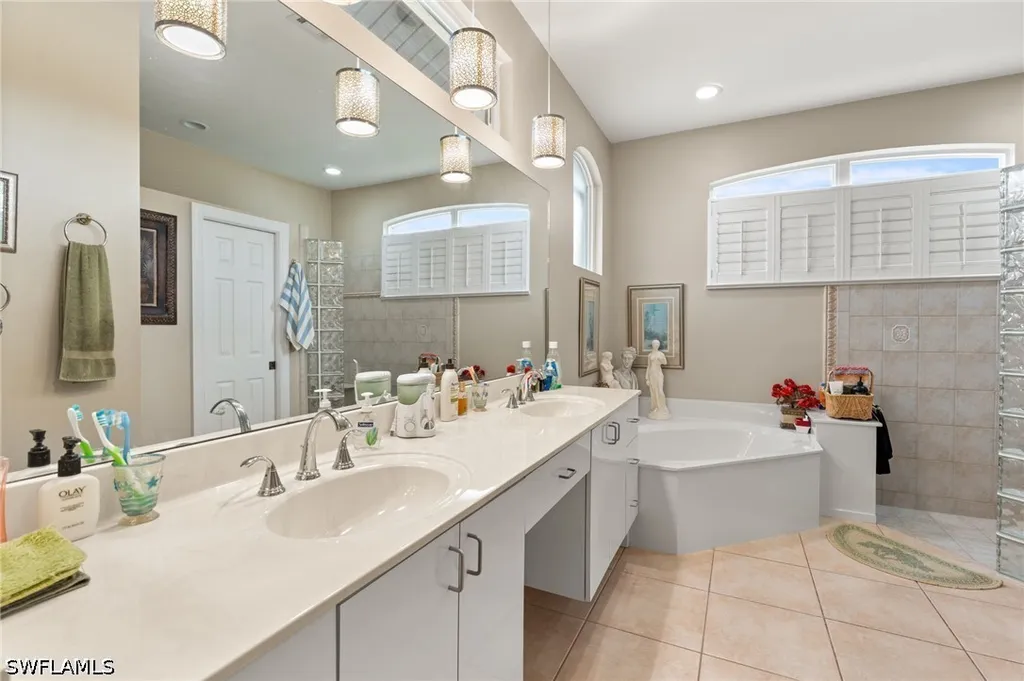 21 Hickory Court Marco Island FL 34145