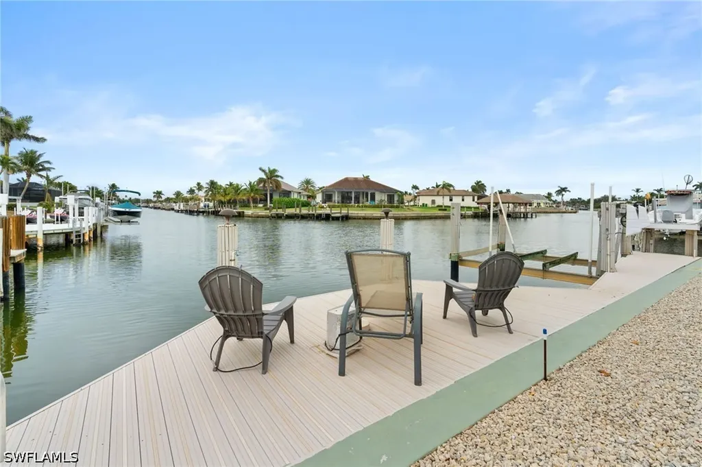 21 Hickory Court Marco Island FL 34145