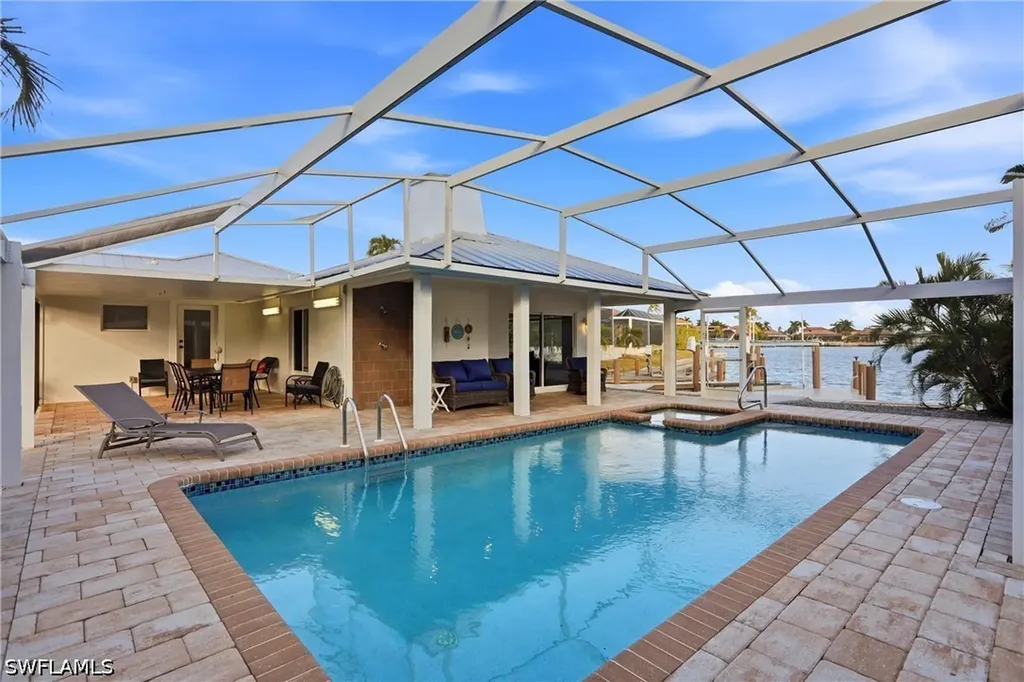 339 Landmark Street Marco Island FL 34145